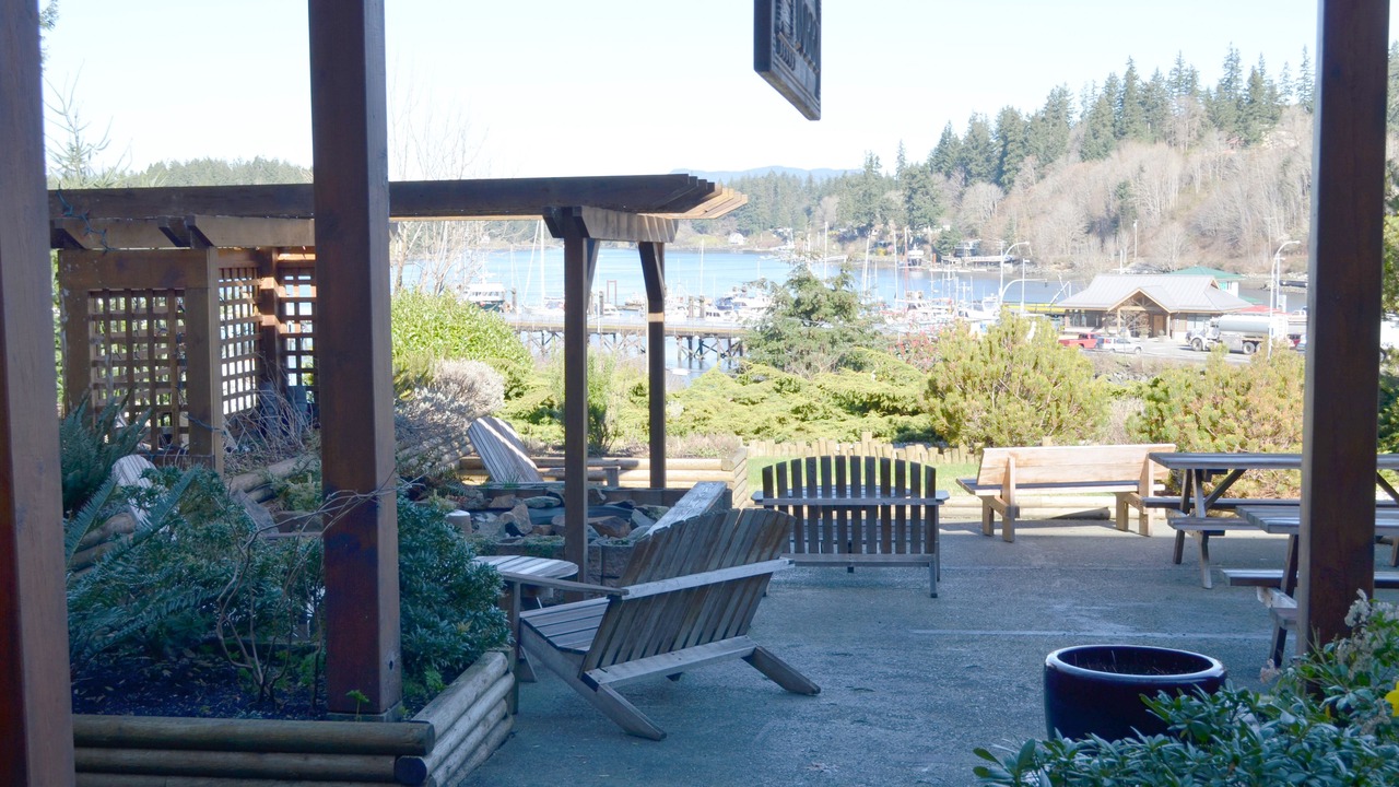 Photo of Others in Quathiaski Cove