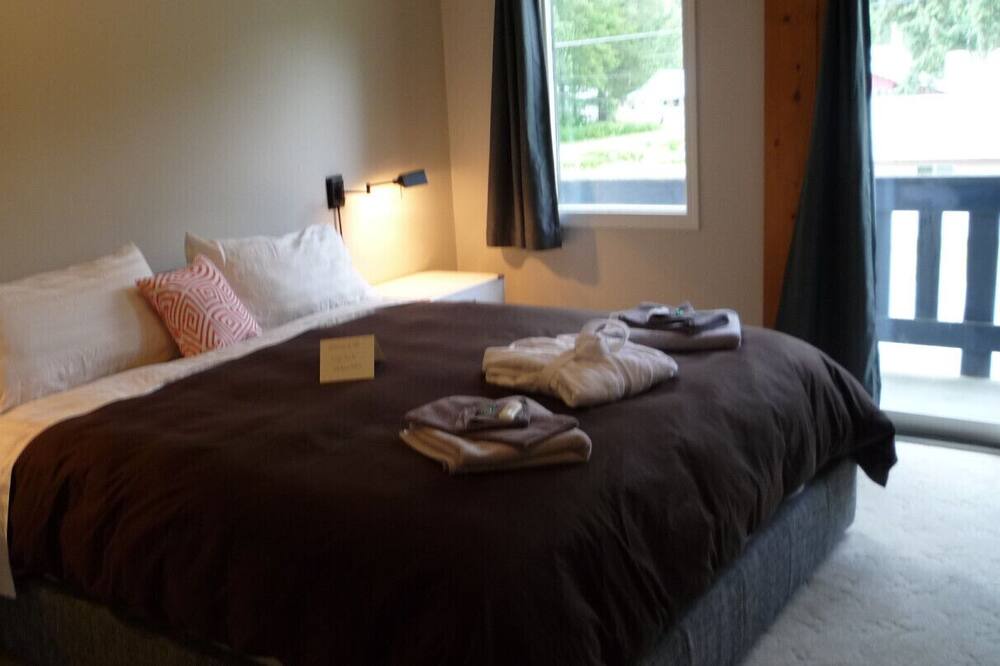 Photo of Bedroom in Stewart