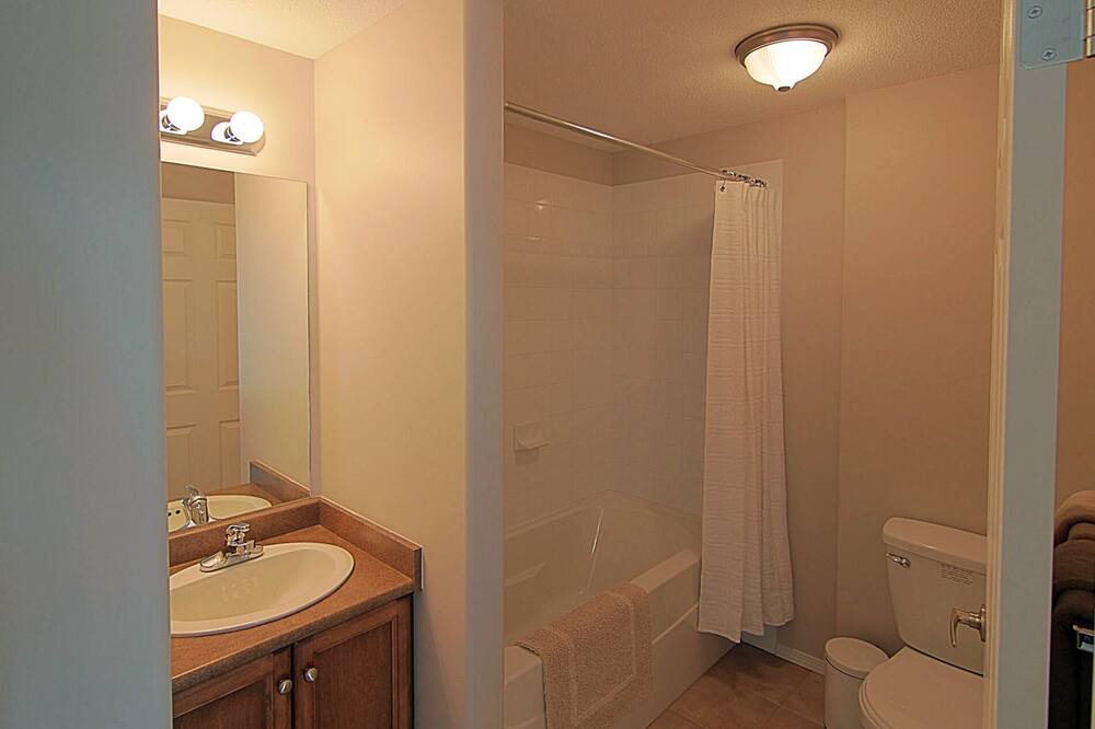 Photo of Bathroom in North End