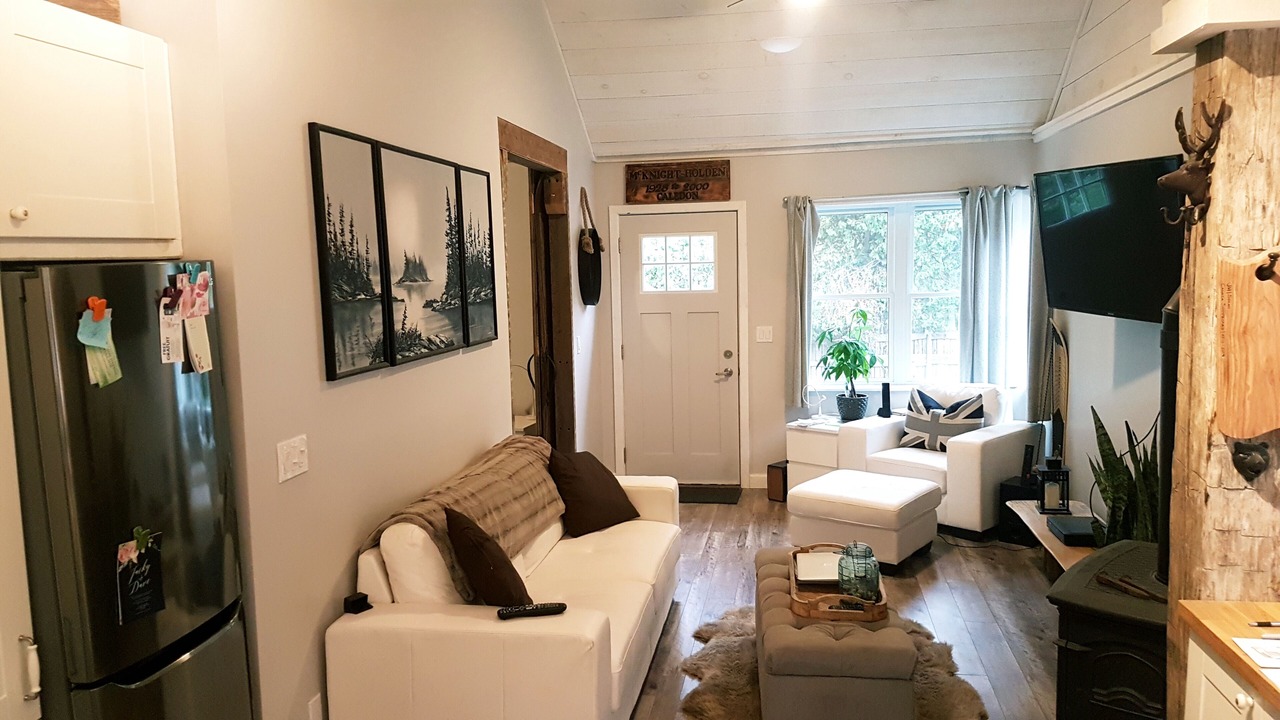 Photo of Livingroom in Caledon