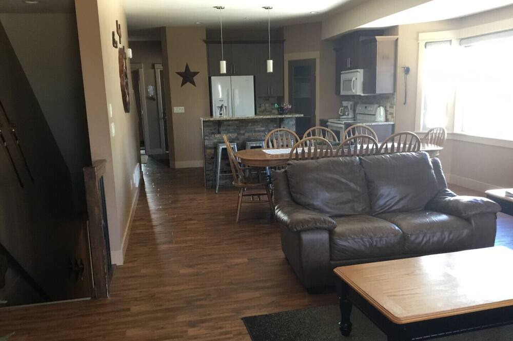Photo of Livingroom in Silver Star Mountain