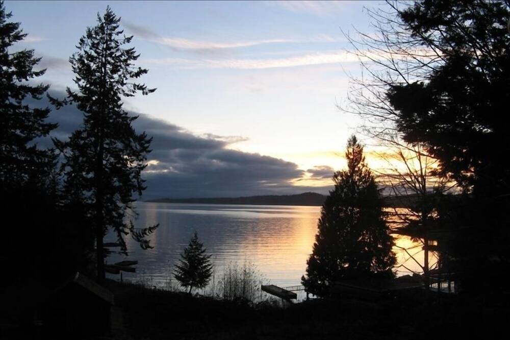 Photo of Others in Halfmoon Bay
