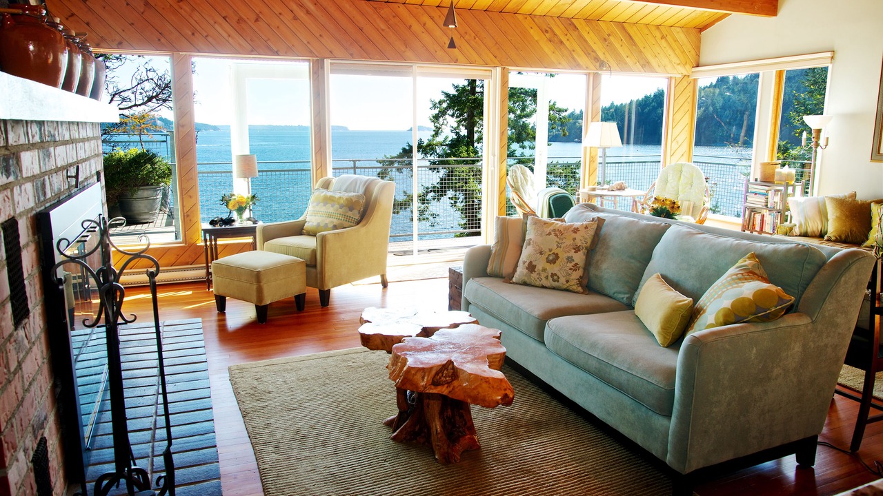 Photo of Livingroom in Bowen Island