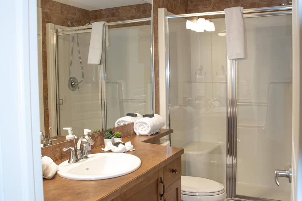 Photo of Bathroom in South Pandosy