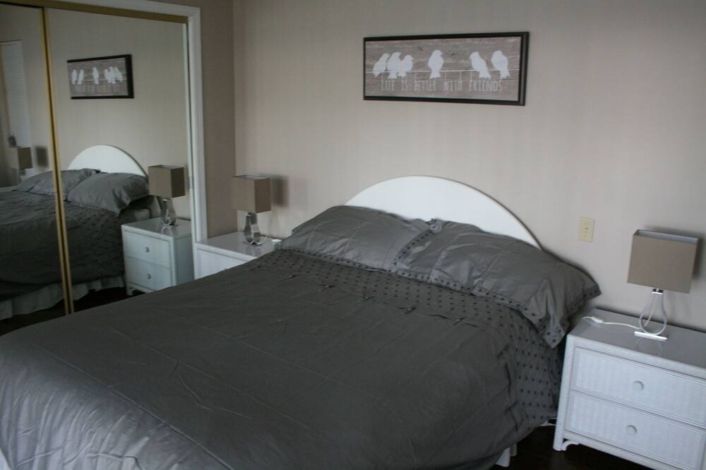 Photo of Bedroom in Pender Island