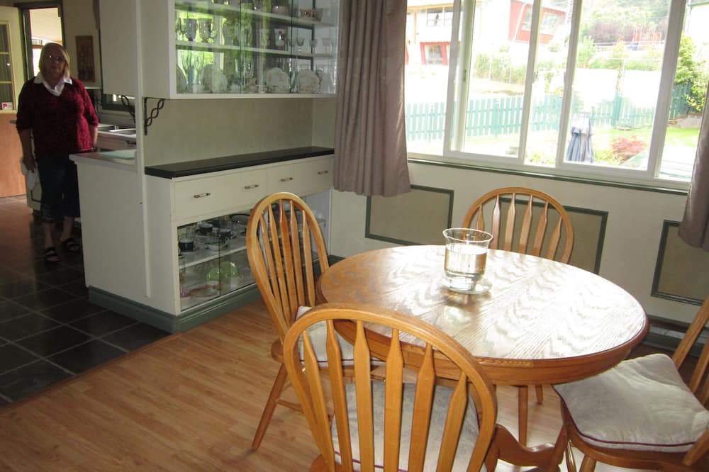 Photo of Kitchen in Crofton