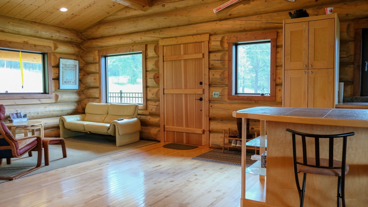 Photo of Livingroom in East Kootenay