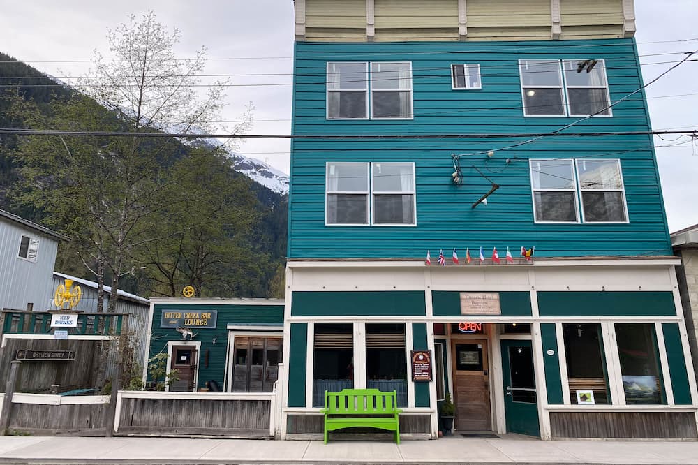 Photo of Outdoor in Stewart