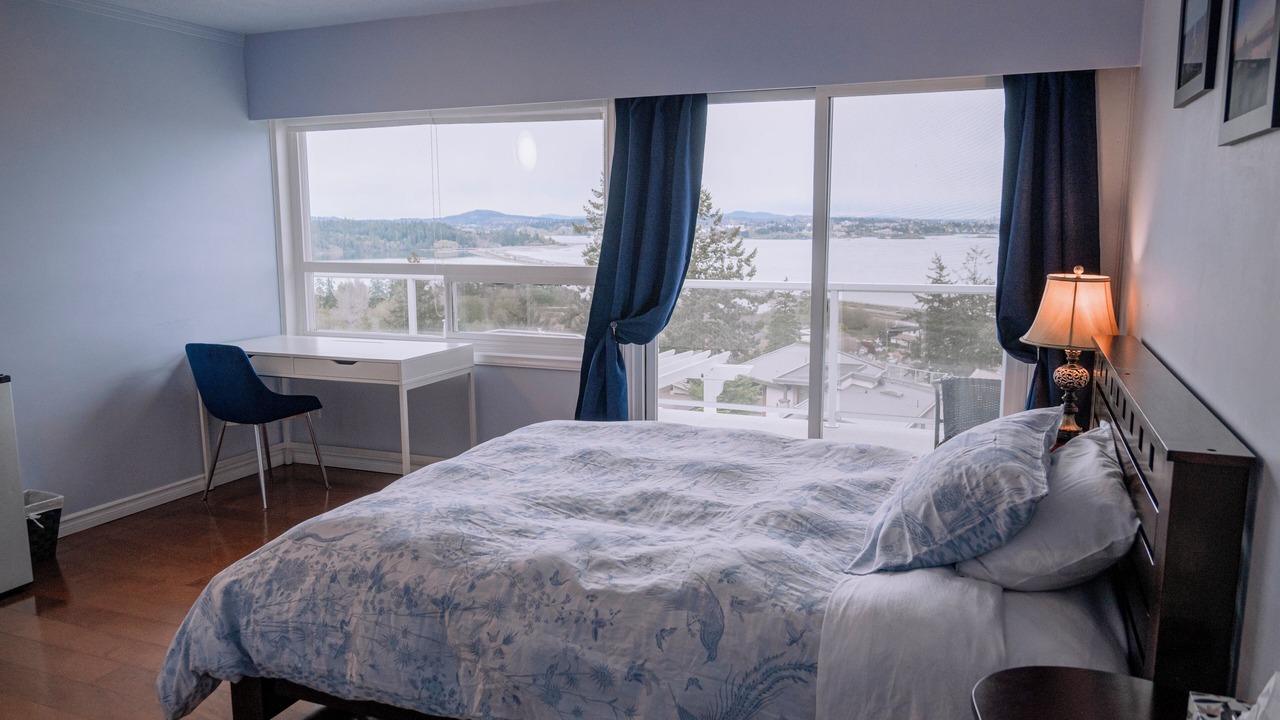 Photo of Bedroom in Colwood