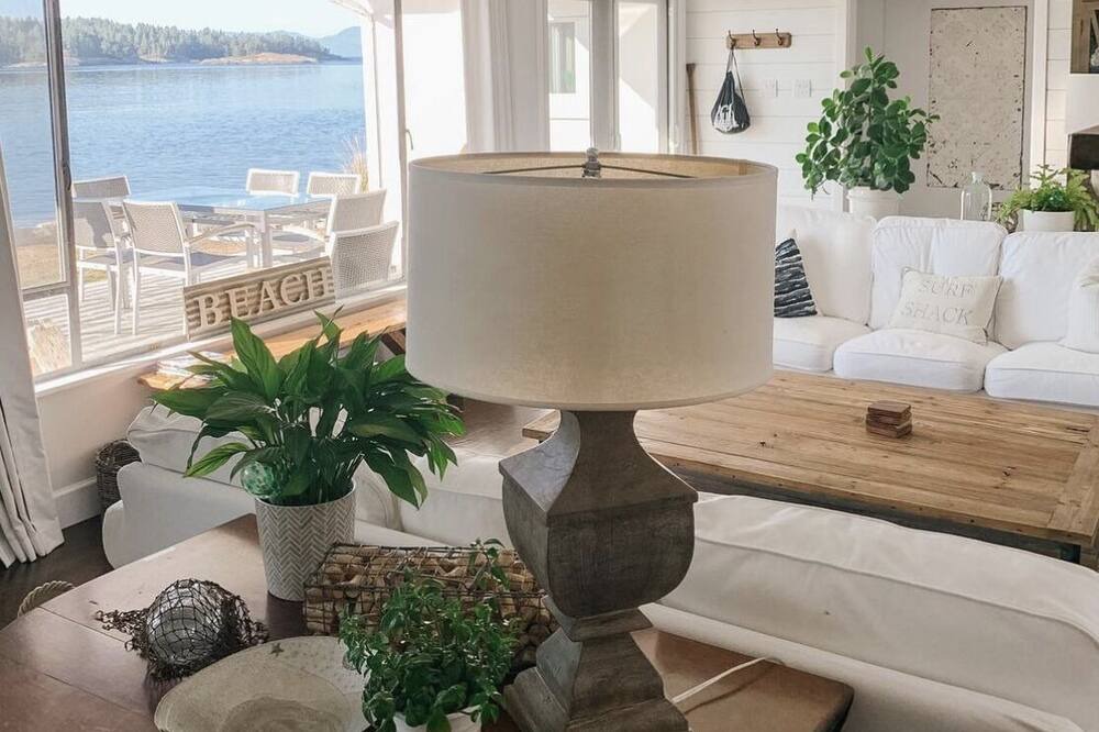 Photo of Livingroom in West Sechelt