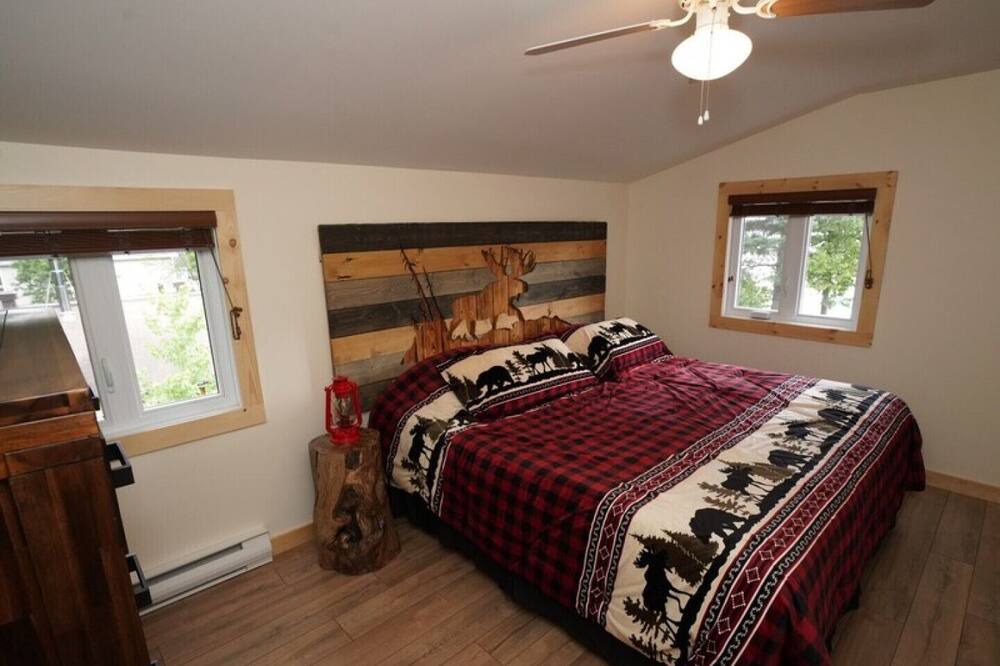 Photo of Bedroom in Sainte-Aurelie