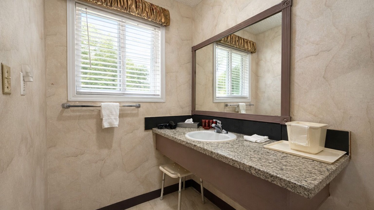 Photo of Bathroom in Hope