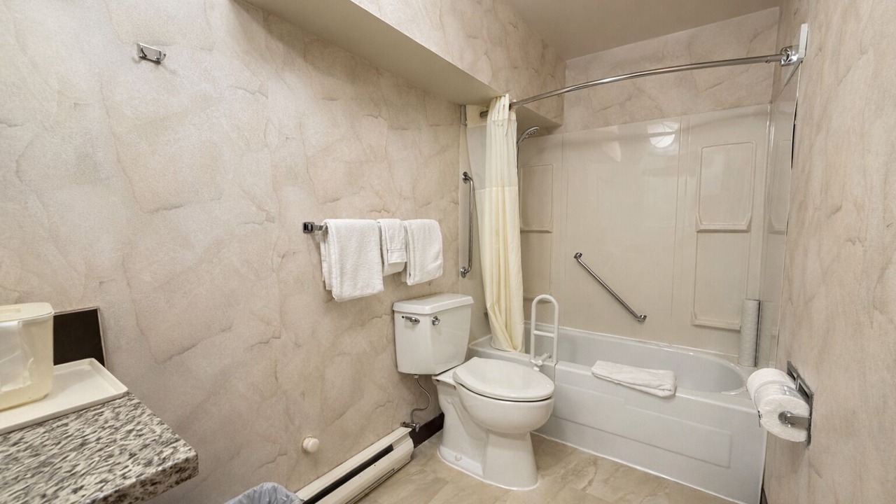 Photo of Bathroom in Hope
