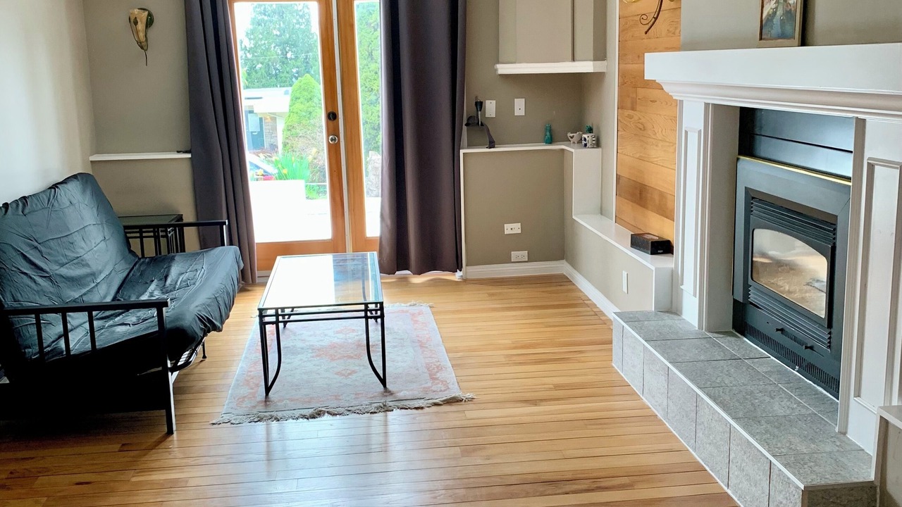 Photo of Livingroom in Canyon Heights