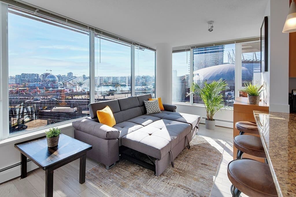 Photo of Livingroom in Crosstown