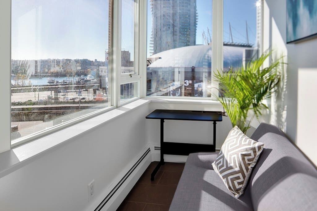 Photo of Livingroom in Crosstown