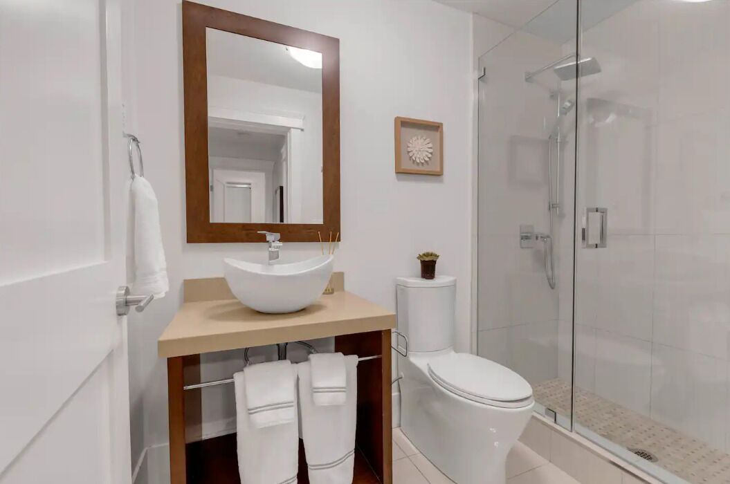 Photo of Bathroom in Hollyburn