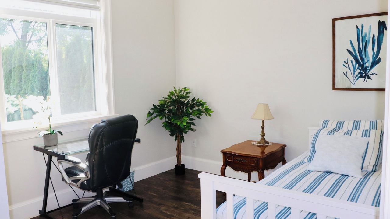 Photo of Bedroom in Aldergrove
