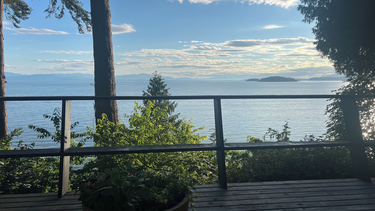 Photo of Outdoor in Davis Bay