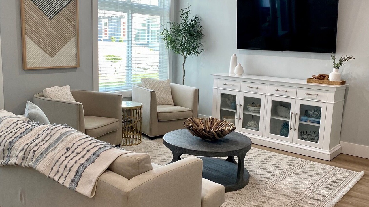 Photo of Livingroom in Osoyoos