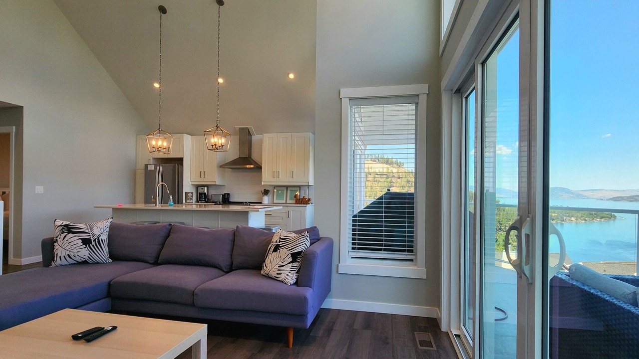 Photo of Livingroom in Central Okanagan
