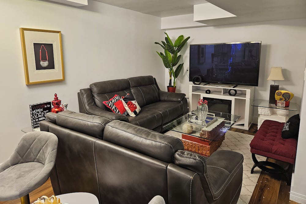 Photo of Livingroom in Vernon