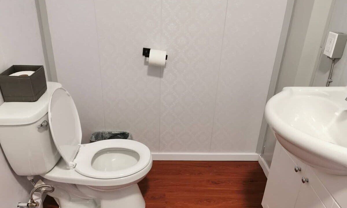 Photo of Bathroom in Sliammon