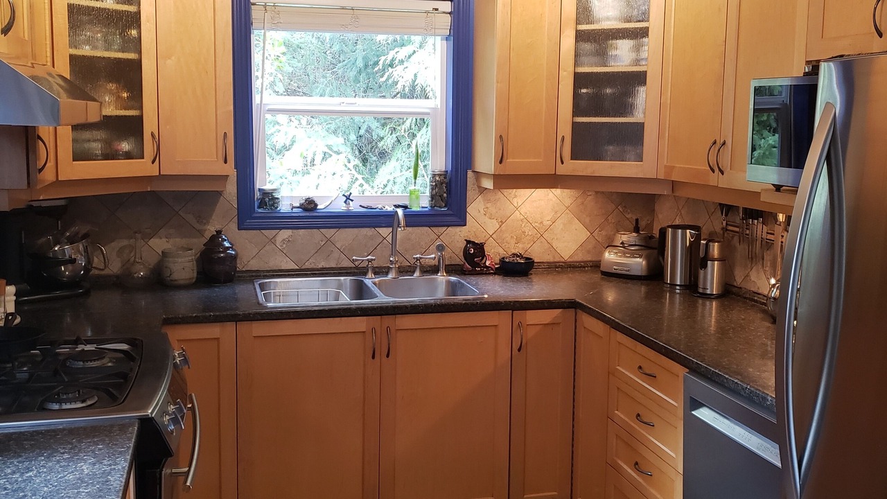 Photo of Kitchen in Shawnigan Lake