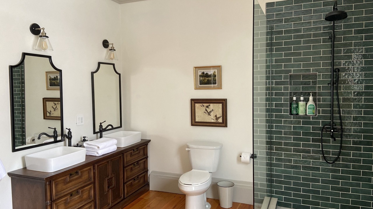 Photo of Bathroom in Mahone Bay