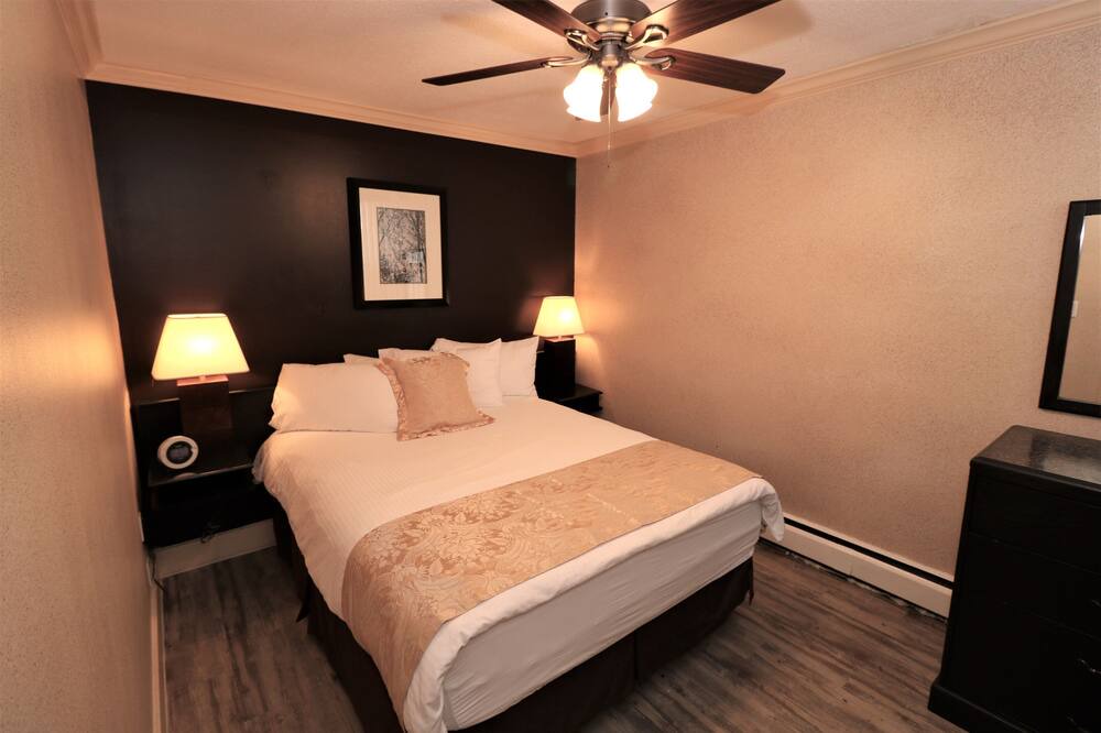 Photo of Bedroom in Coal Harbour