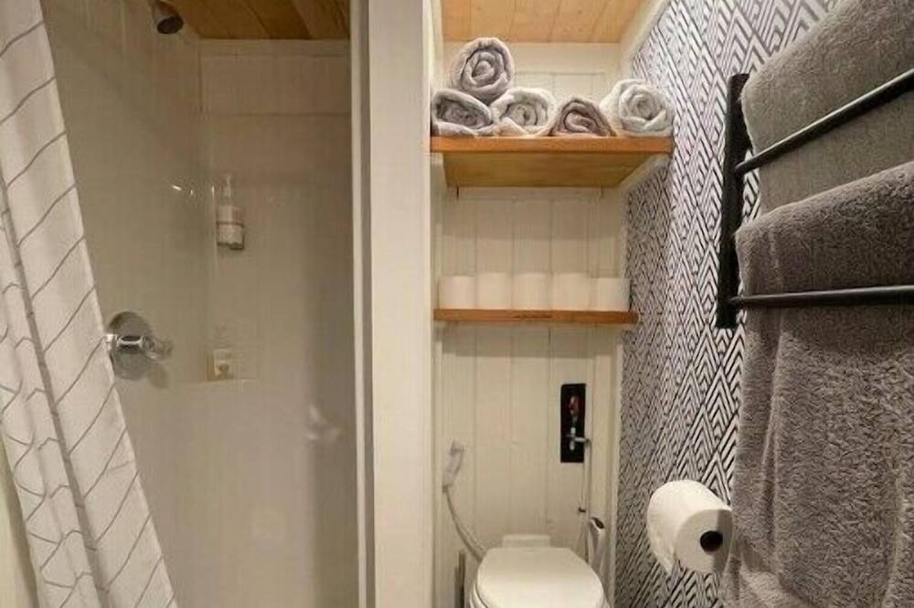Photo of Bathroom in Courtenay