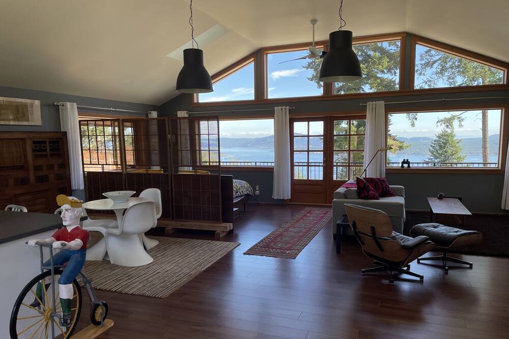 Photo of Others in Salt Spring Island