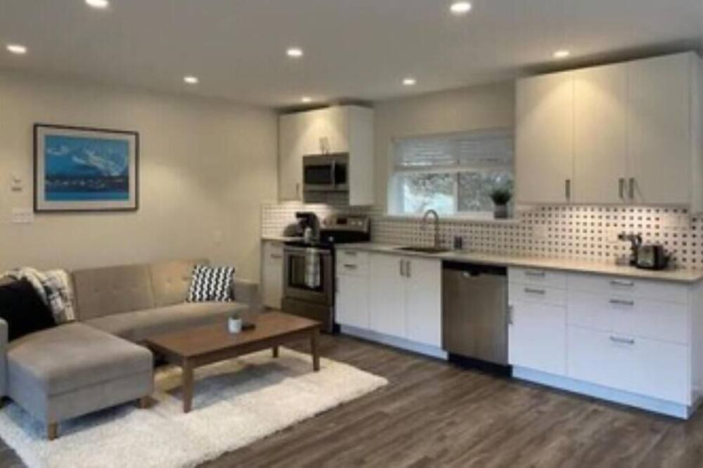 Photo of Kitchen in Halfmoon Bay