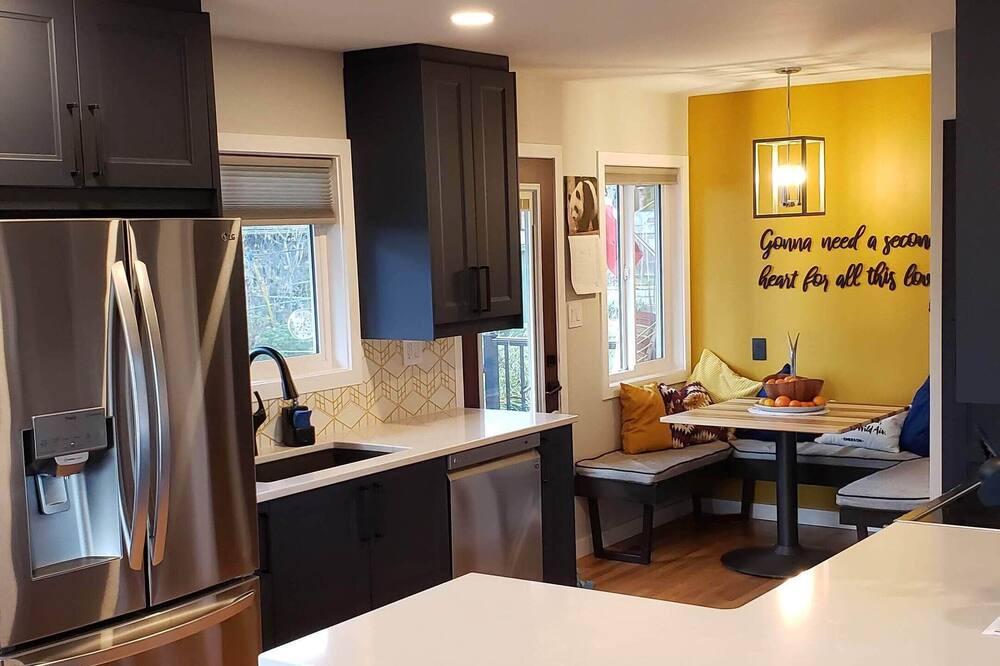 Photo of Kitchen in Saanich West