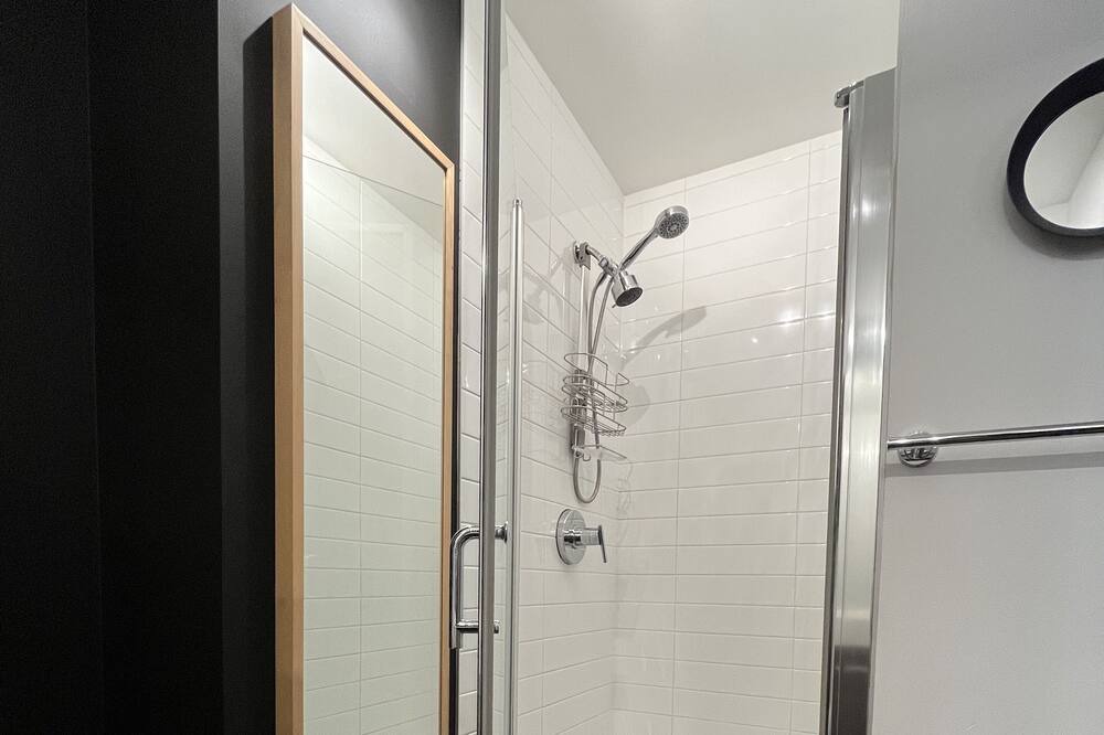 Photo of Bathroom in Chinatown
