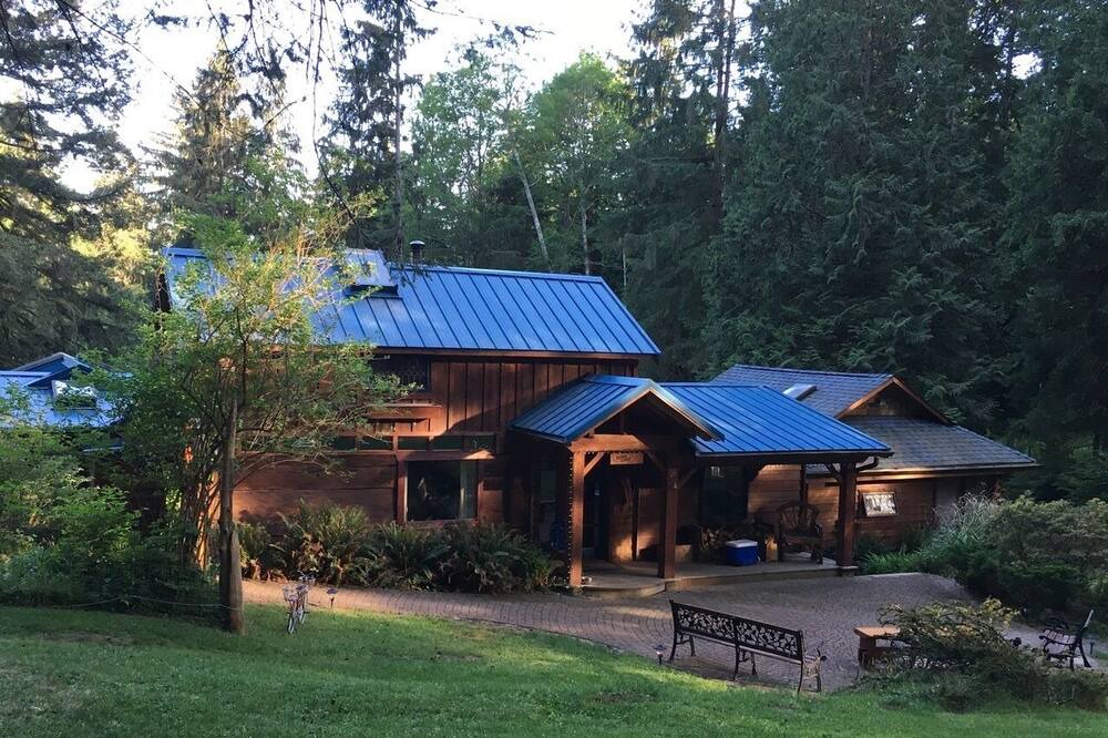 Photo of Outdoor in Bowen Island