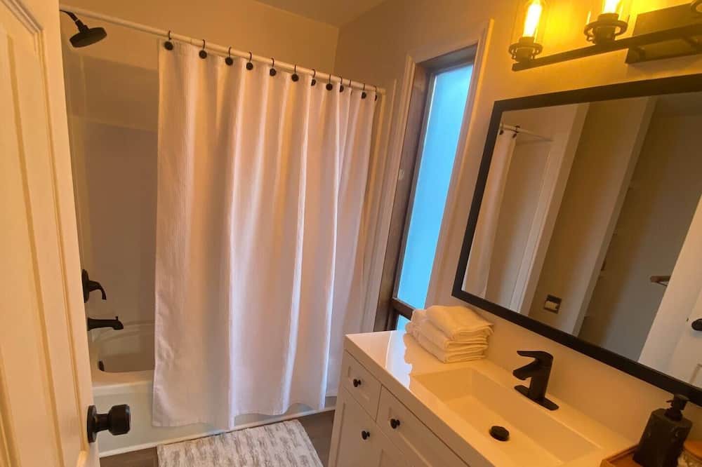 Photo of Bathroom in Tumbler Ridge