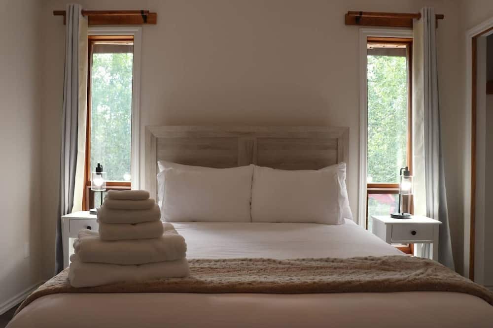 Photo of Bedroom in Tumbler Ridge