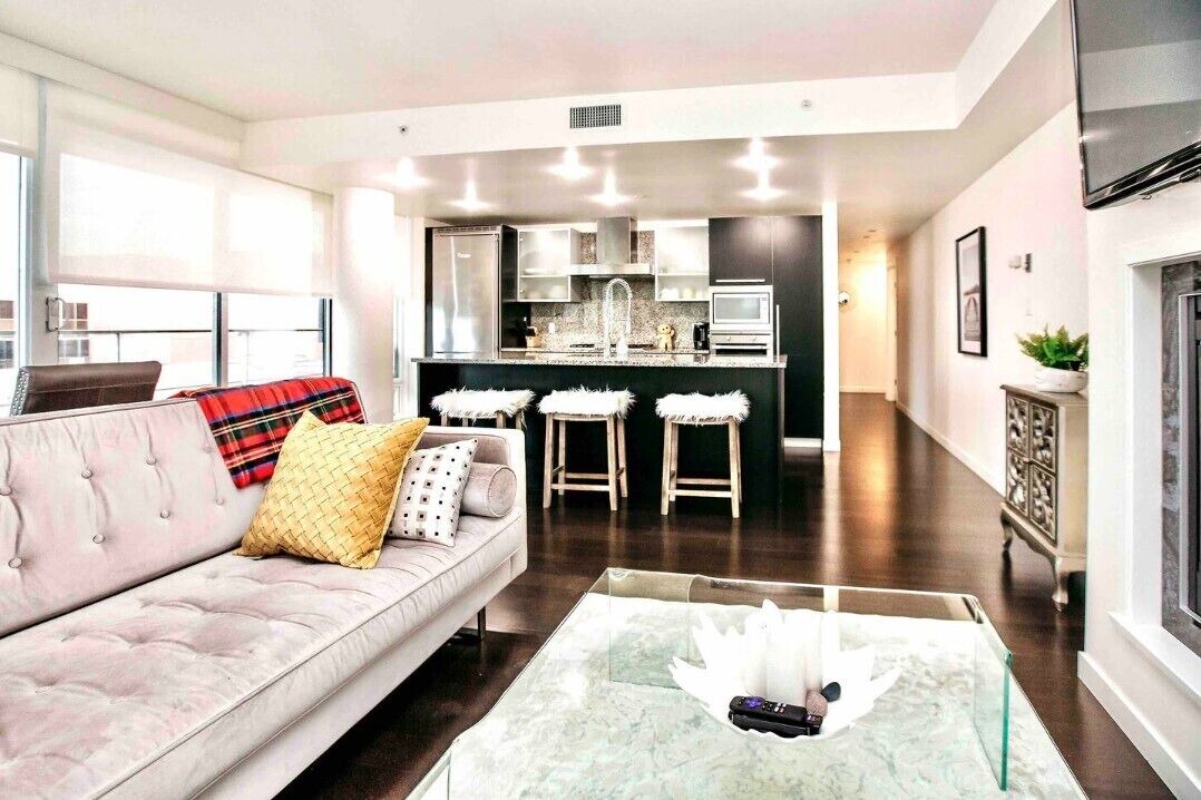 Photo of Livingroom in Downtown Victoria
