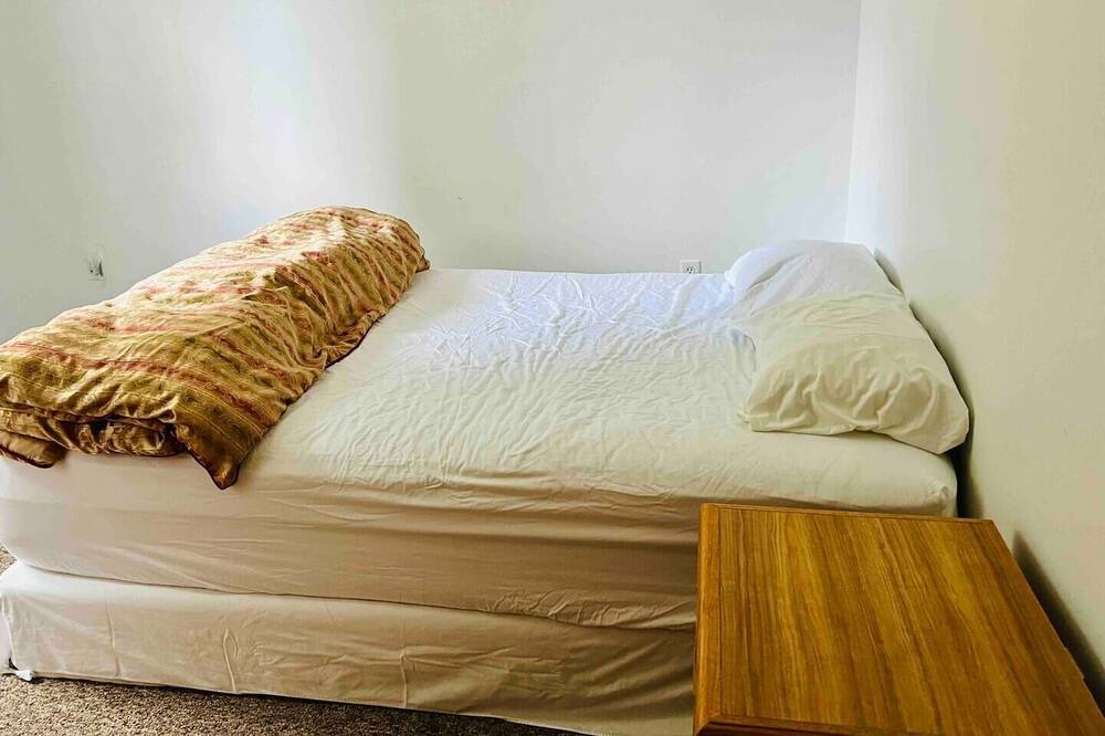 Photo of Bedroom in Saanich West