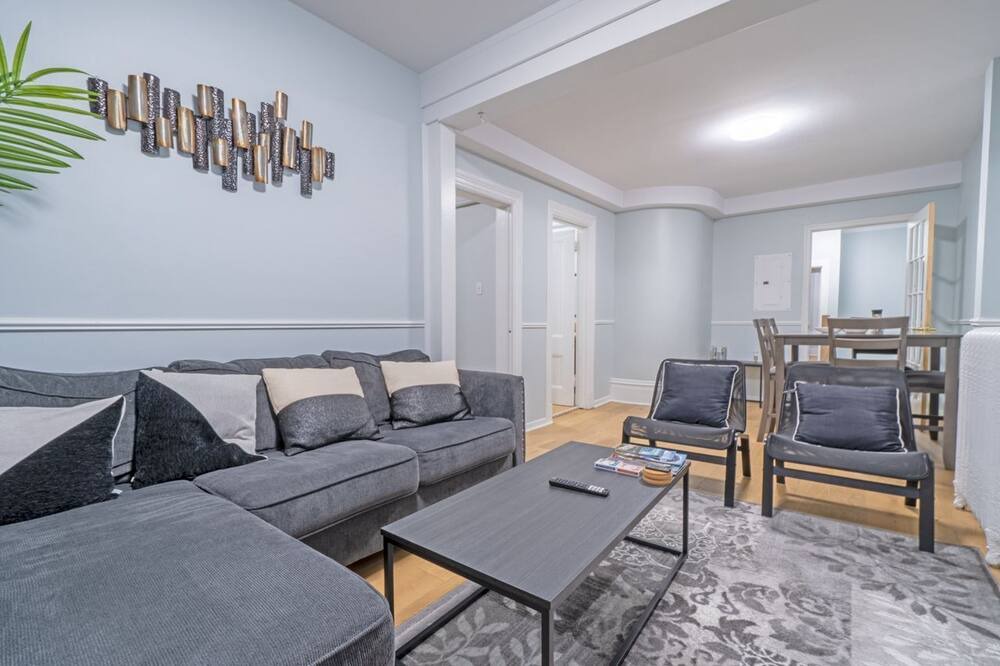Photo of Livingroom in South End