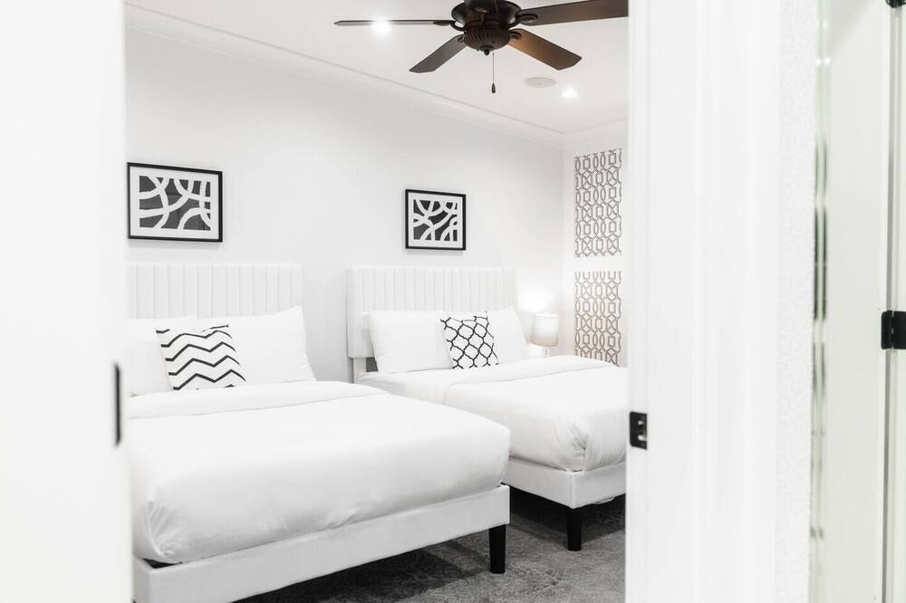 Photo of Bedroom in Newton