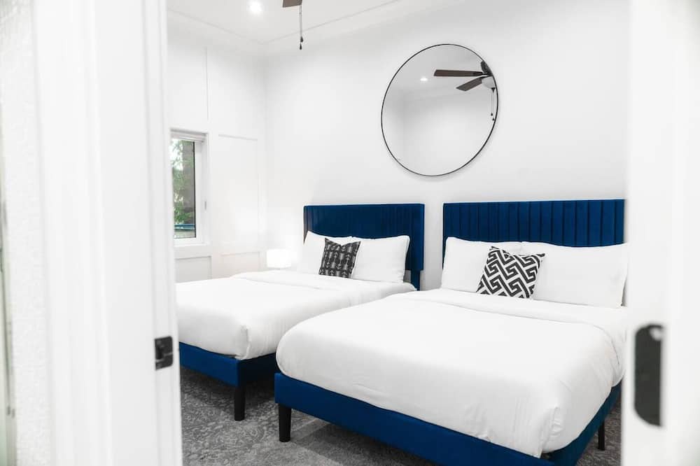 Photo of Bedroom in Newton