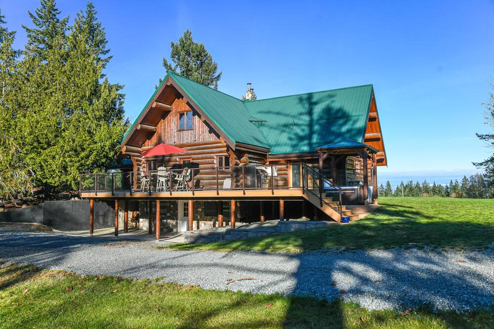 Photo of Outdoor in Courtenay