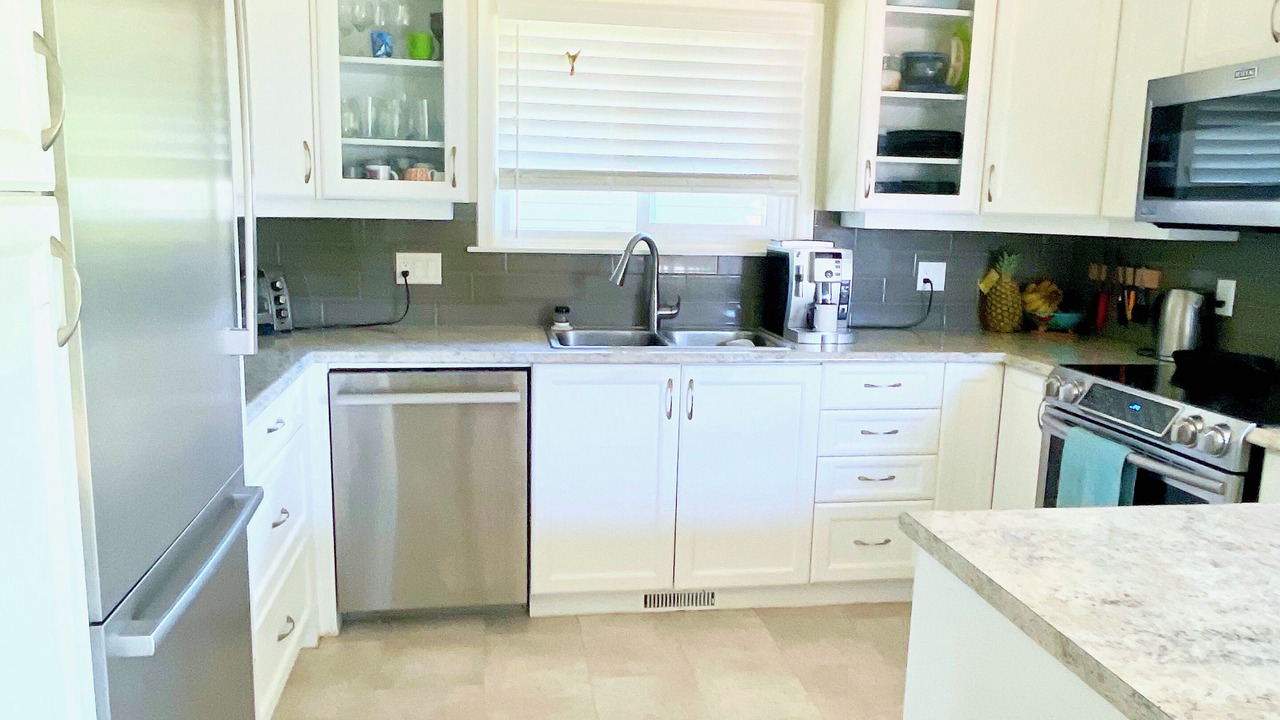 Photo of Kitchen in Gorge -Tillicum Area