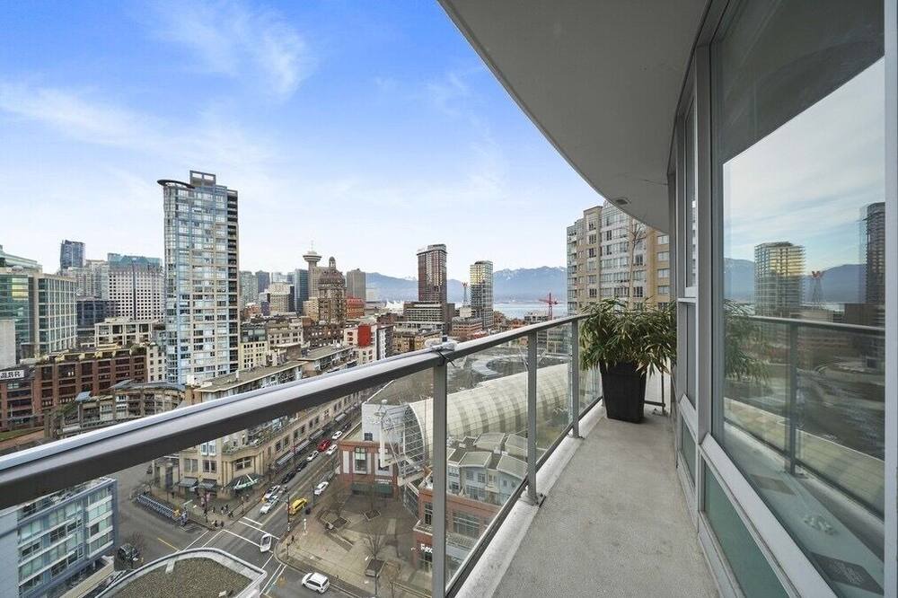 Photo of Outdoor in Crosstown