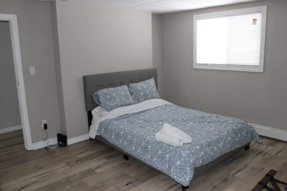 Photo of Bedroom in Elora