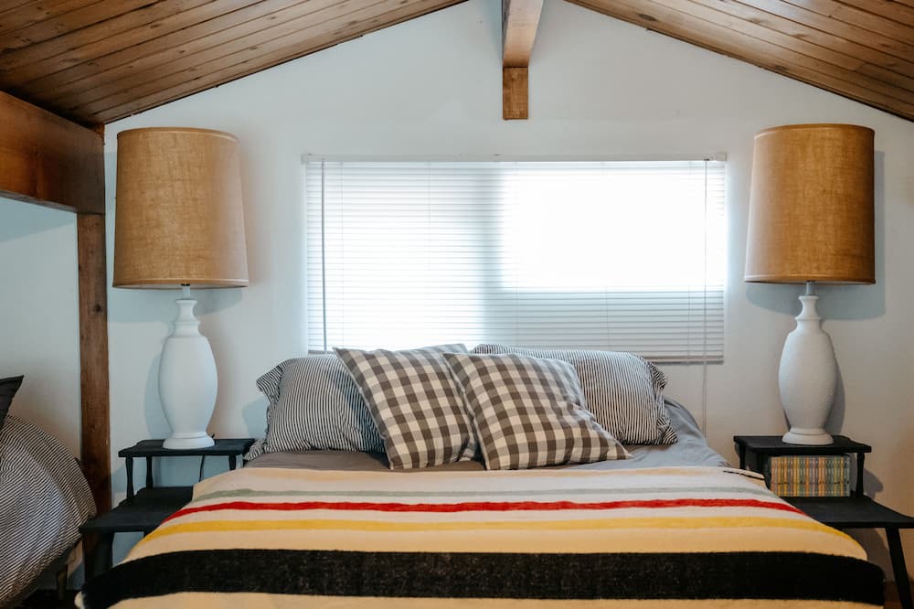 Photo of Bedroom in Pender Island
