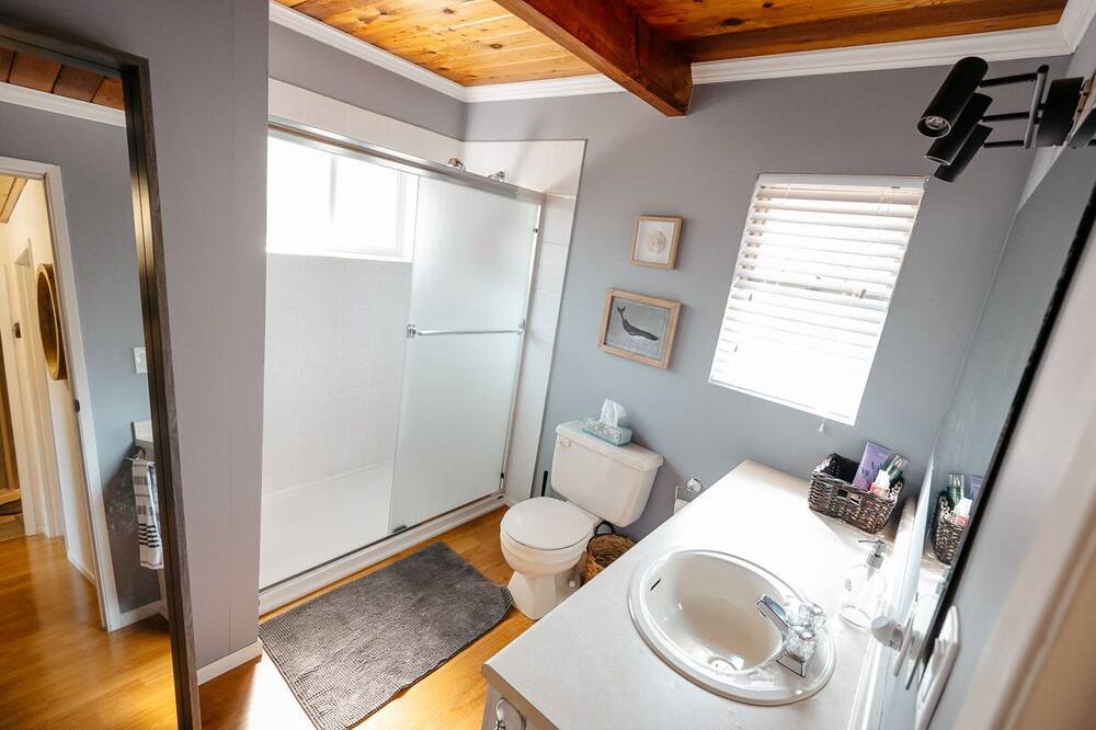 Photo of Bathroom in Pender Island