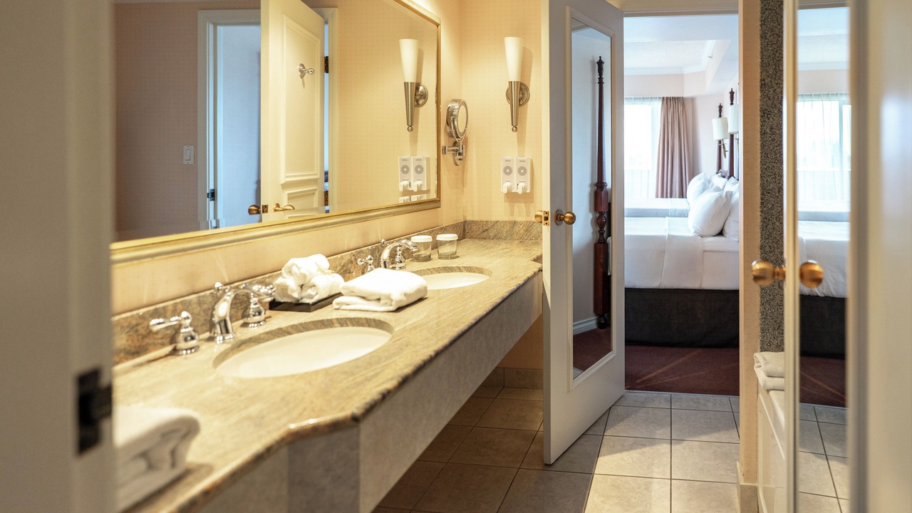 Photo of Bathroom in Inner Harbour